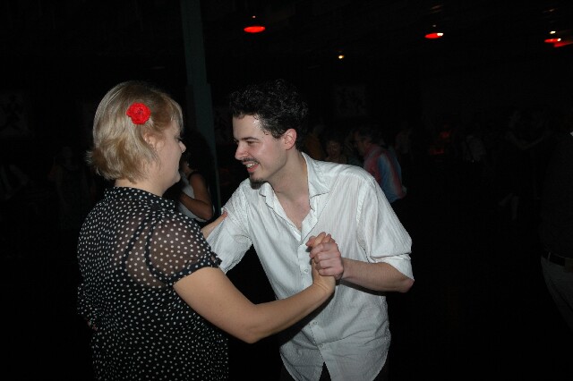 min 2007 11 10 fous swing 433